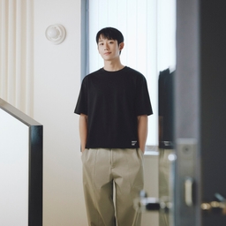 썸네일 이미지